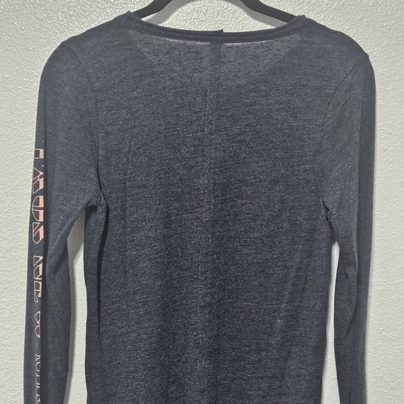 NWT Chaser graphic long sleeve top size small - Picture 9 of 11